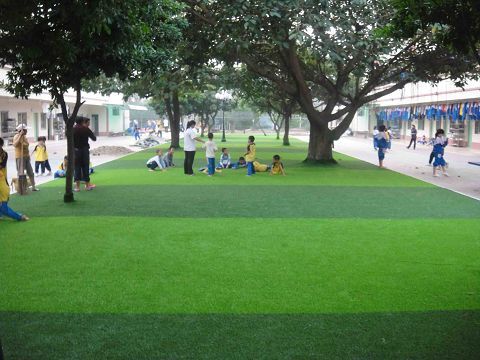 Keep the Playground Busy With Artificial Grass