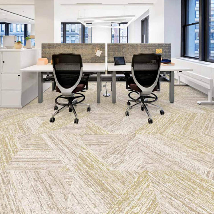 105 100% Nylon 60*60Cm Loop Pile Carpet Tiles