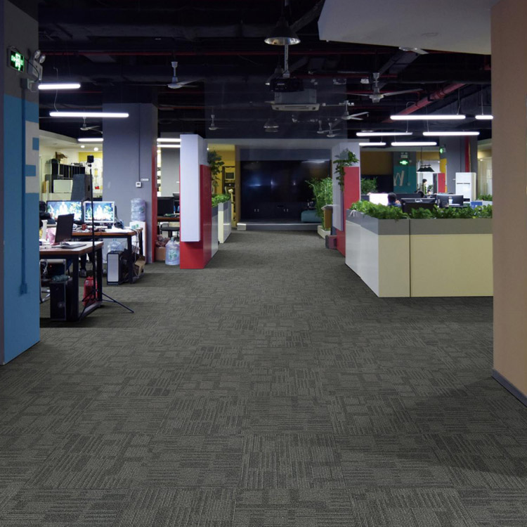 Eco-Friendly Loop Pile Polypropylene 50*50 Carpet Tiles Suppliers