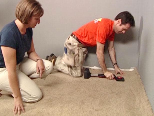 How to install wall to wall carpeting